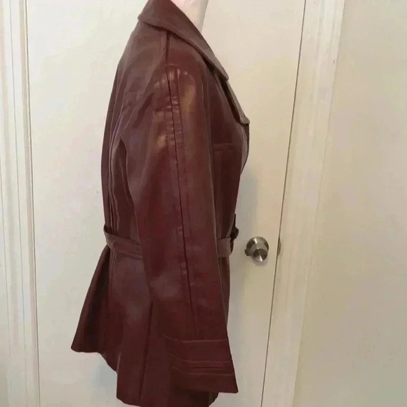 Vintage Gerda for Partners 3 reddish brown Vinyl coat with tie at waist. Size L - Picture 10 of 16